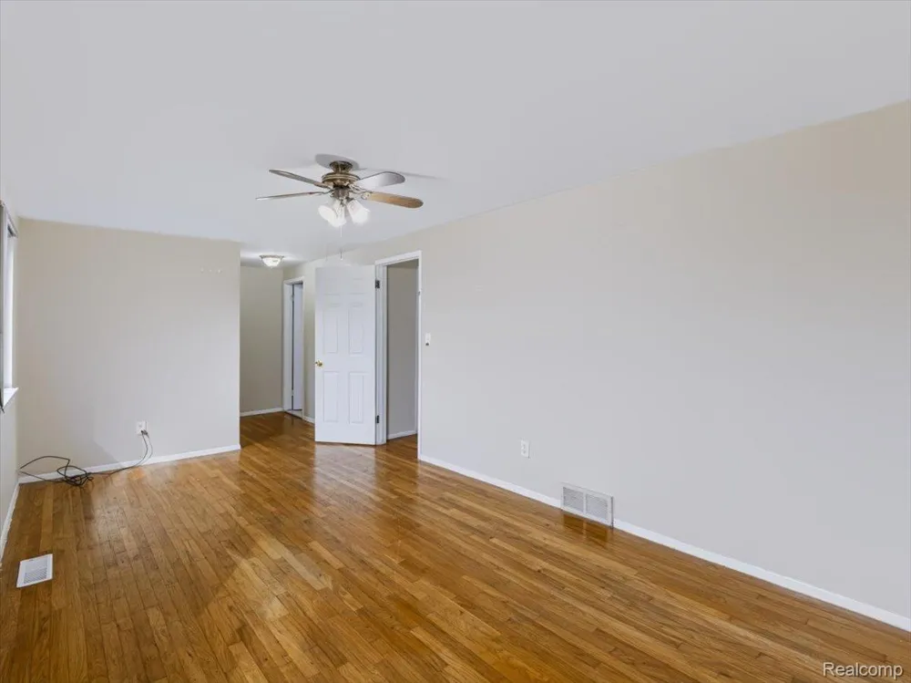 4146 Augustine Drive Sterling Heights City, MI 48310