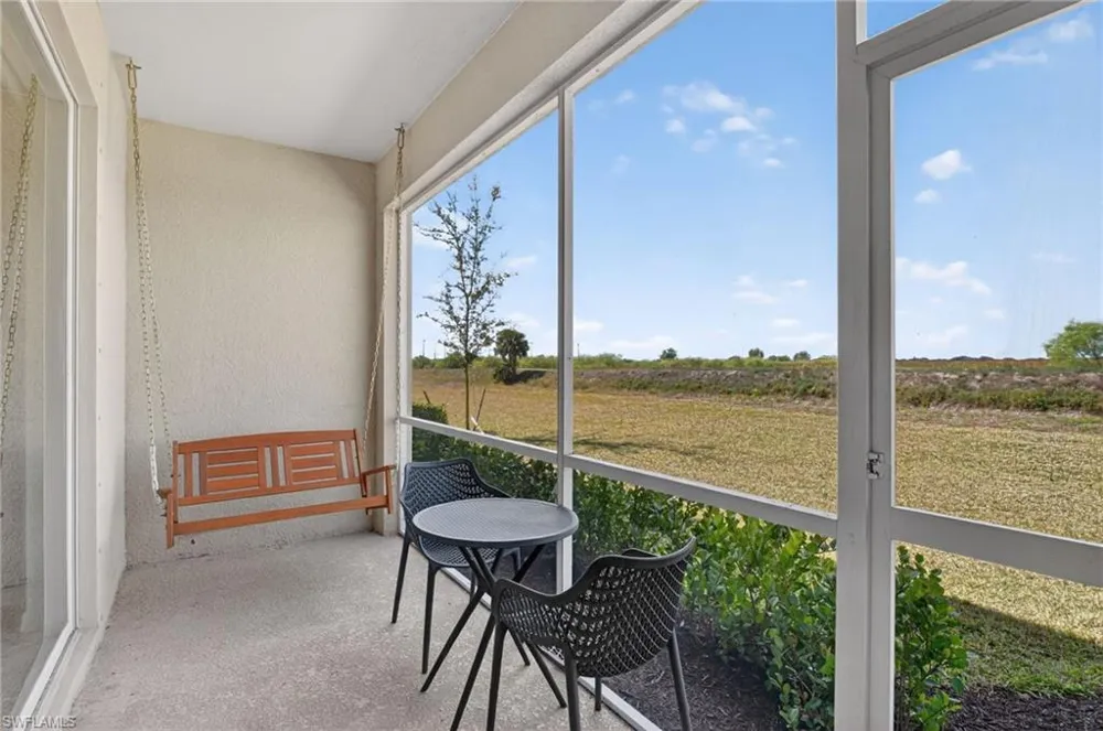 2821 Citrus Street Naples, FL 34120