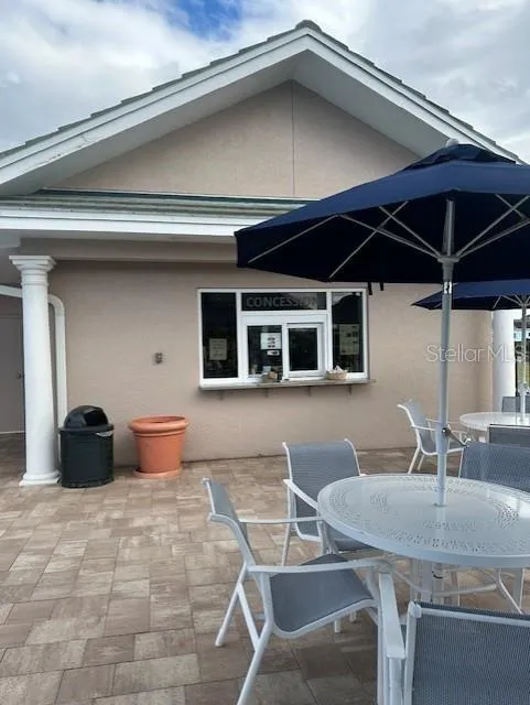 6807 STONE RIVER ROAD #204 Bradenton, FL 34203