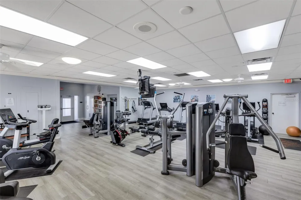 6807 STONE RIVER ROAD #204 Bradenton, FL 34203