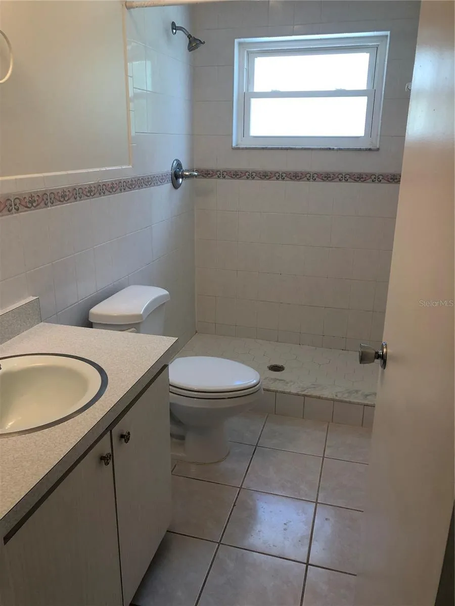 8 MOONLIGHT LANE Winter Haven, FL 33884