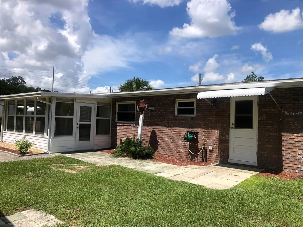 8 MOONLIGHT LANE Winter Haven, FL 33884