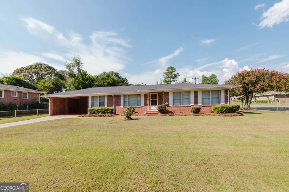 200 Heather ST Warner Robins, GA 31093