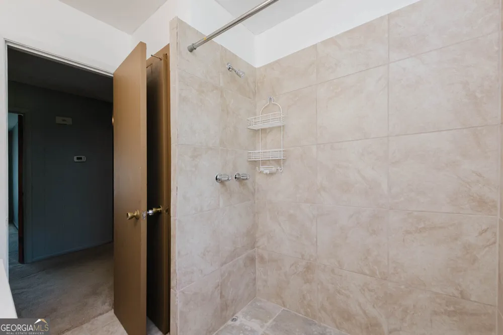 200 Heather ST Warner Robins, GA 31093