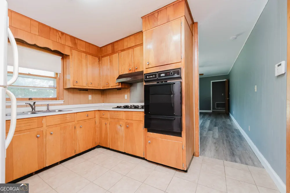 200 Heather ST Warner Robins, GA 31093