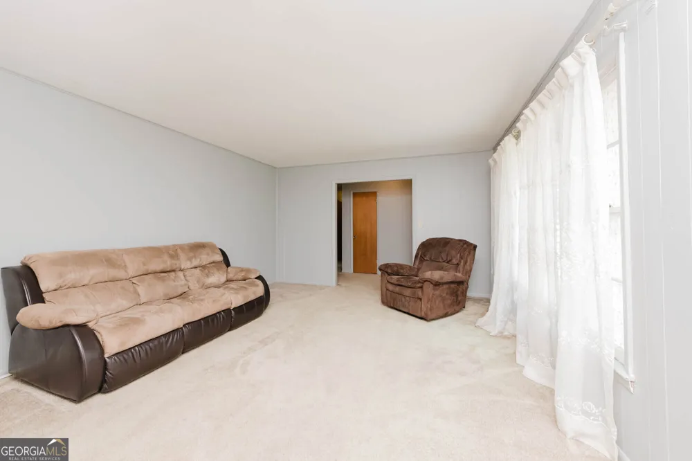 200 Heather ST Warner Robins, GA 31093
