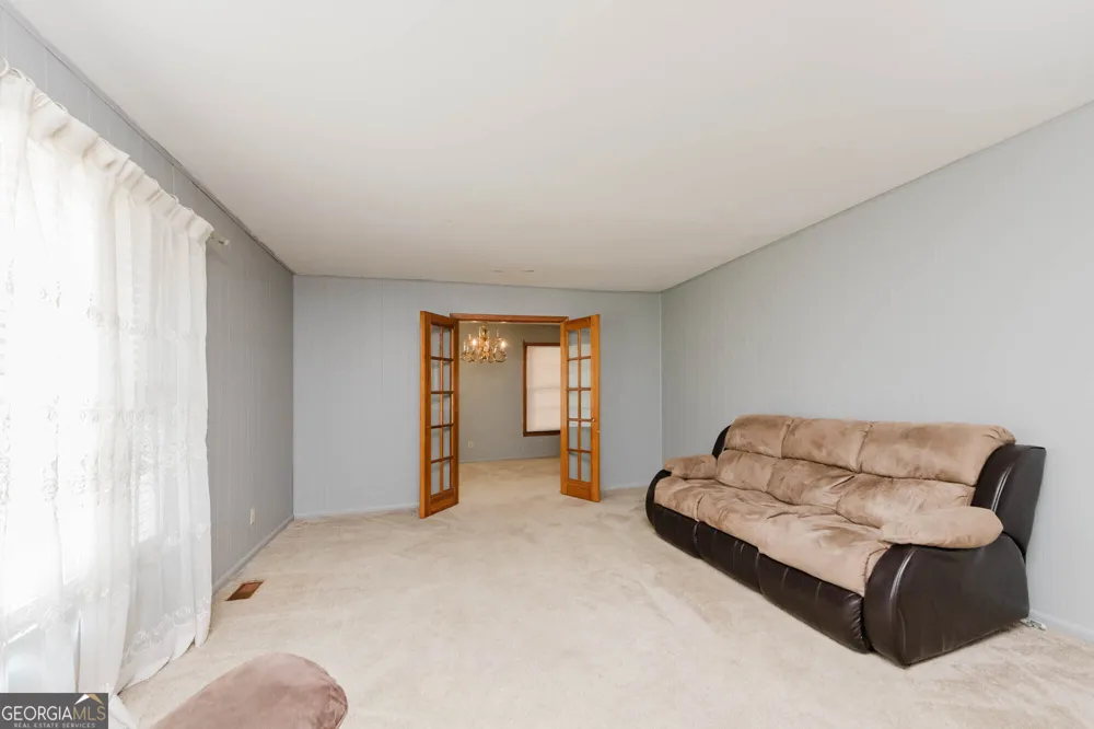 200 Heather ST Warner Robins, GA 31093