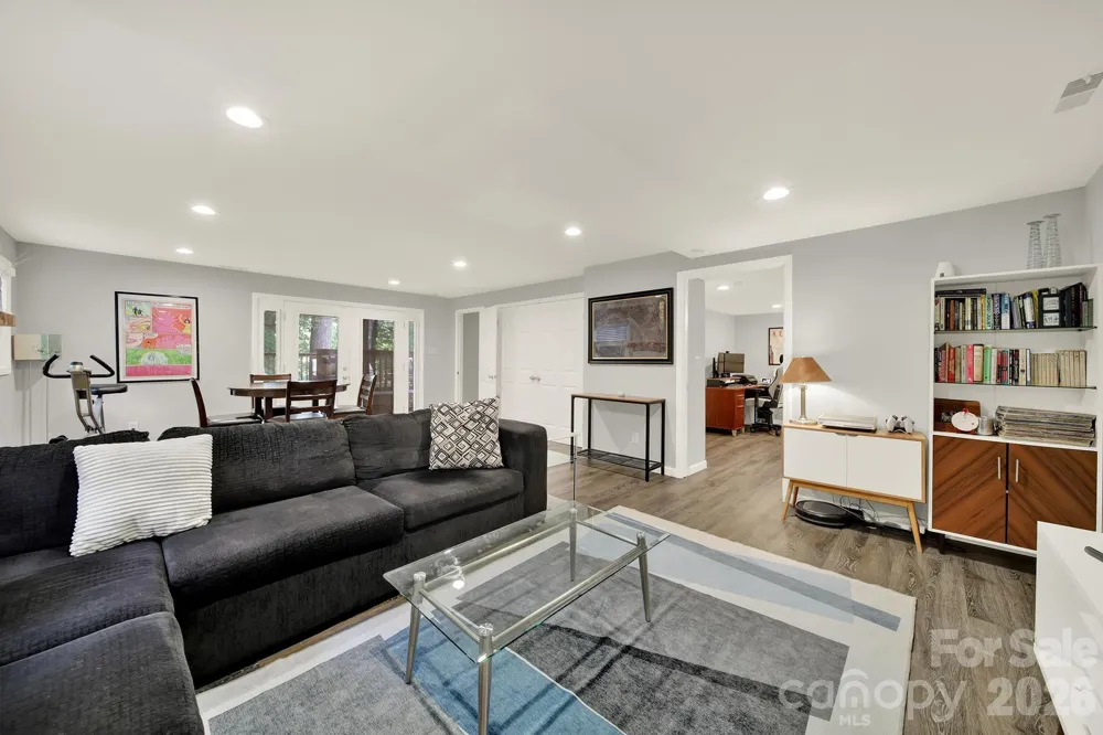 7439 Watercrest Road Charlotte, NC 28210