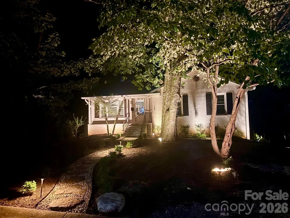 7439 Watercrest Road Charlotte, NC 28210