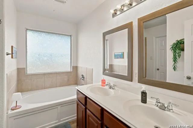537 Roadrunner Ave New Braunfels, TX 78130