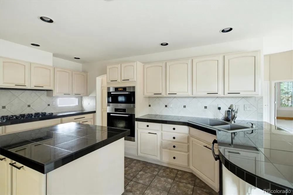 1011 S Valentia Street #59 Denver, CO 80247