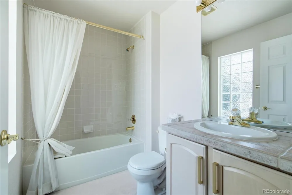 1011 S Valentia Street #59 Denver, CO 80247