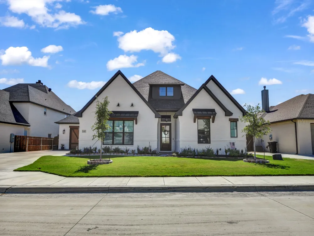 1217 Crown Valley Drive Weatherford, TX 76087