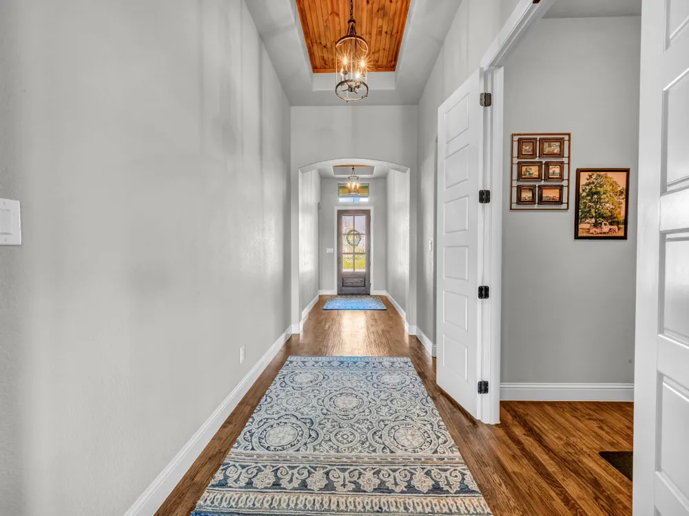 1217 Crown Valley Drive Weatherford, TX 76087