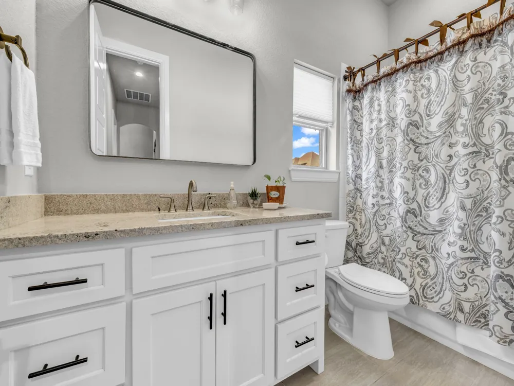 1217 Crown Valley Drive Weatherford, TX 76087