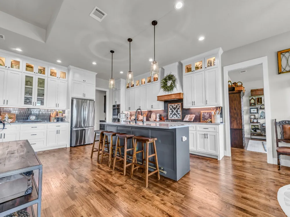 1217 Crown Valley Drive Weatherford, TX 76087