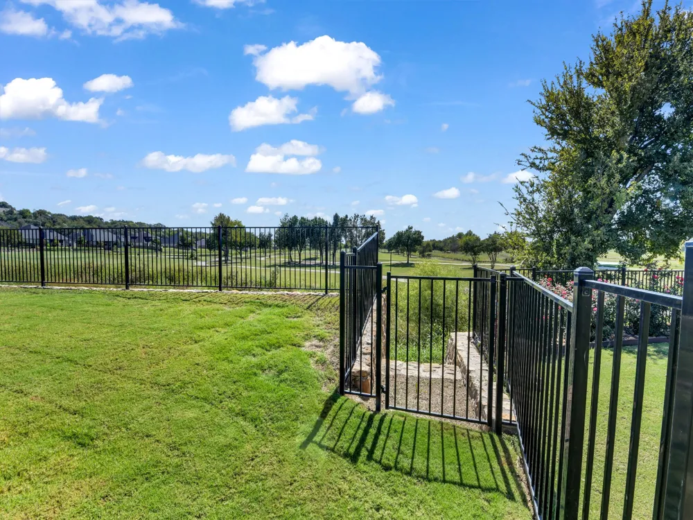 1217 Crown Valley Drive Weatherford, TX 76087