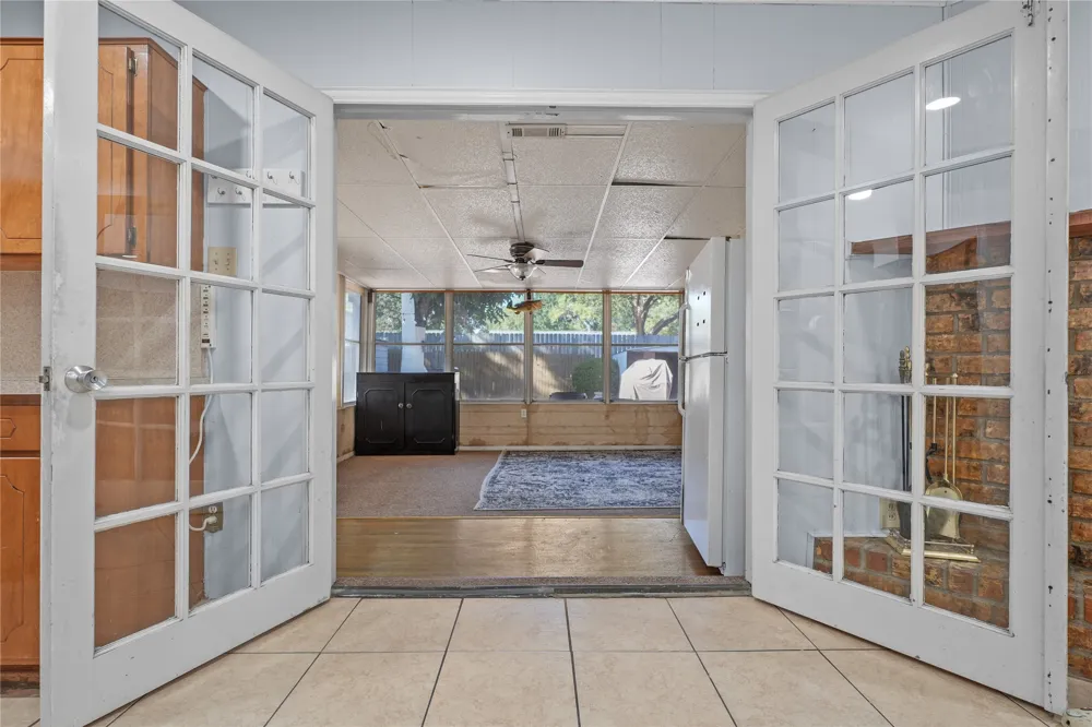 1809 Anderson Street Irving, TX 75062