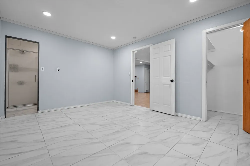 1809 Anderson Street Irving, TX 75062