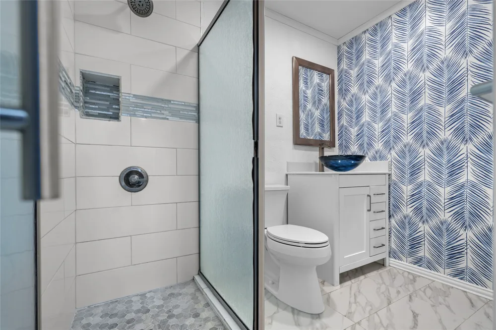 1809 Anderson Street Irving, TX 75062