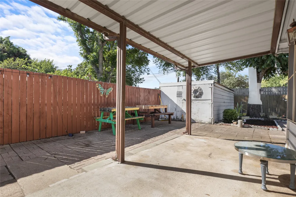 1809 Anderson Street Irving, TX 75062