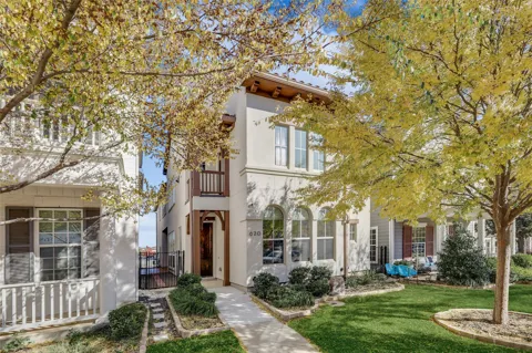 620 Surrey Lane