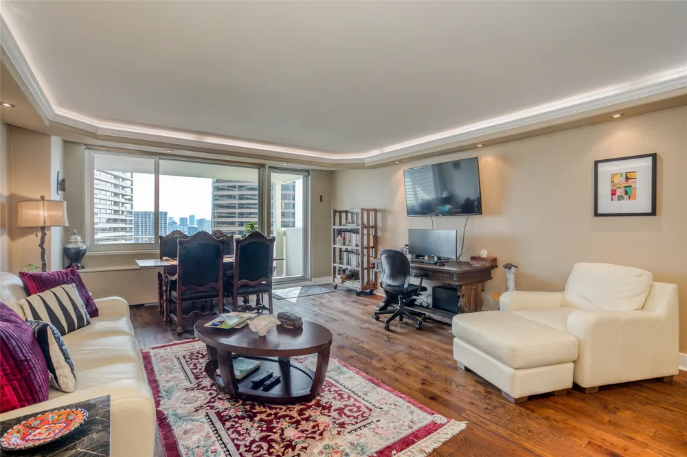 3883 Turtle Creek Boulevard #1811 Dallas, TX 75219