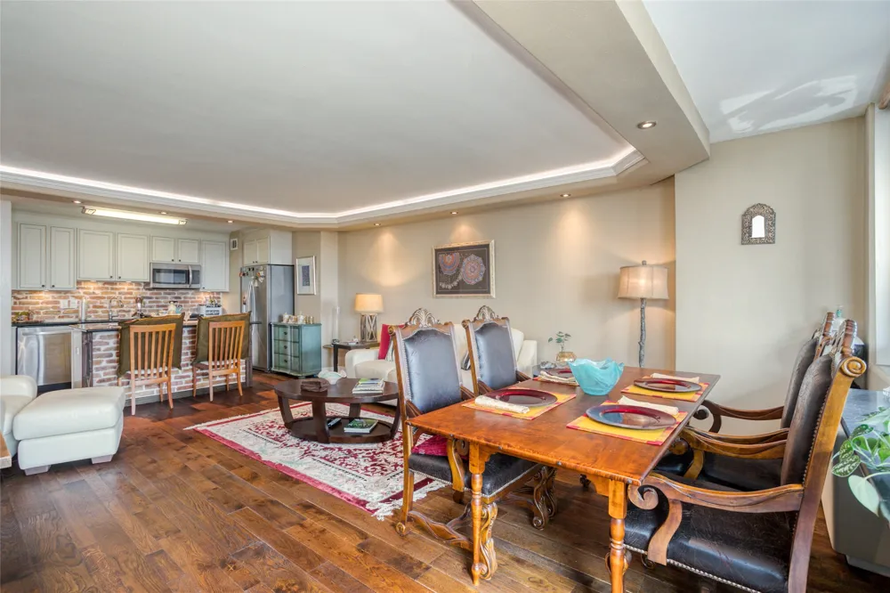 3883 Turtle Creek Boulevard #1811 Dallas, TX 75219