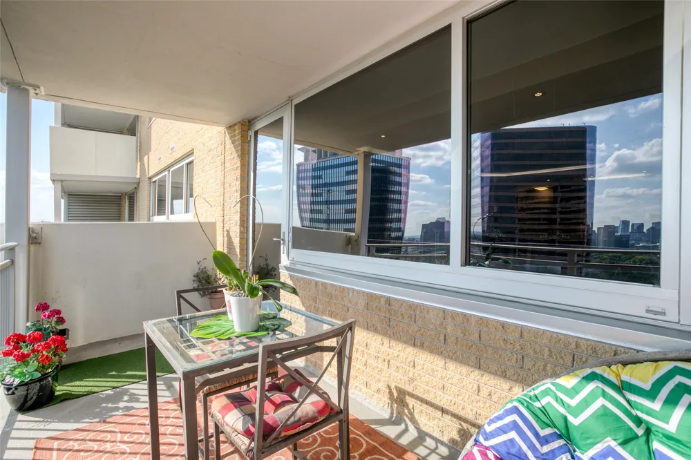 3883 Turtle Creek Boulevard #1811 Dallas, TX 75219