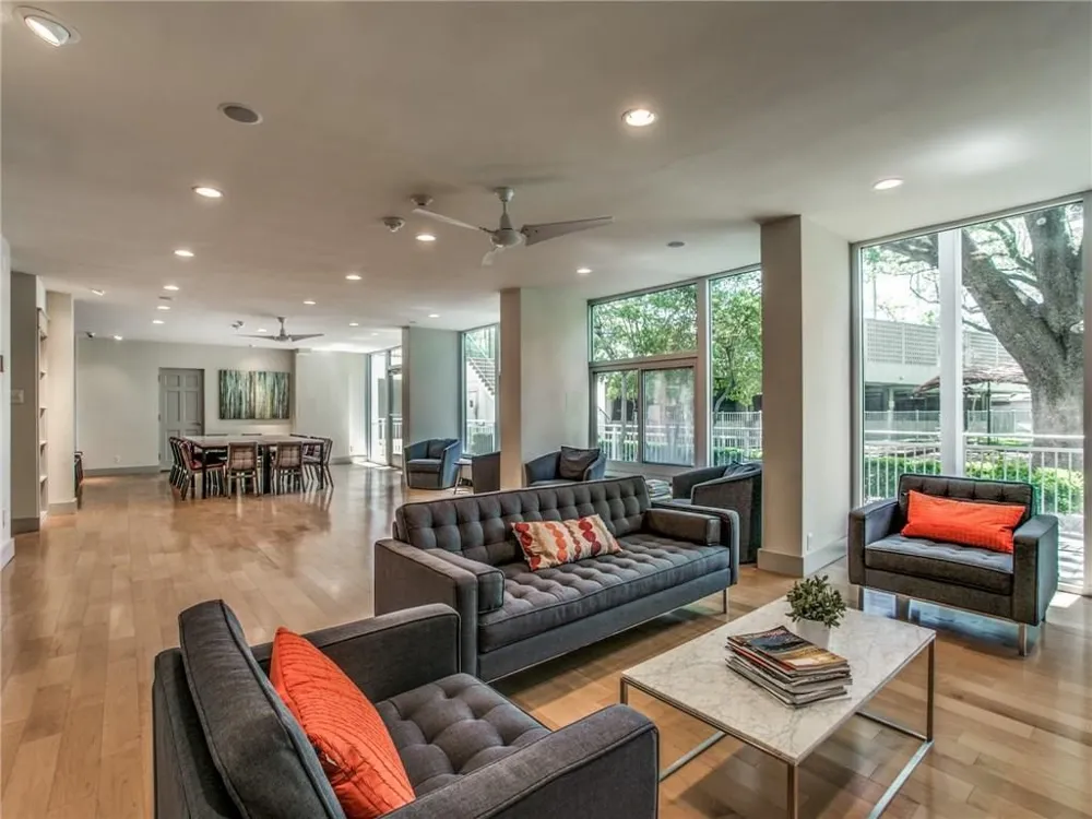 3883 Turtle Creek Boulevard #1811 Dallas, TX 75219