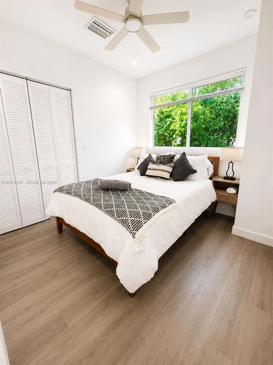 5433 NW 5th Ave #2 Miami, FL 33127