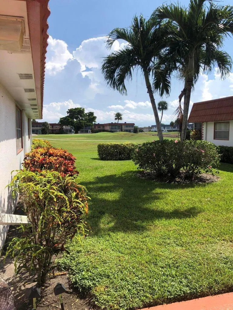 163 Waterford G Delray Beach, FL 33446