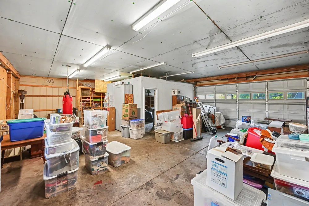 37016 64th Avenue Paw Paw, MI 49079