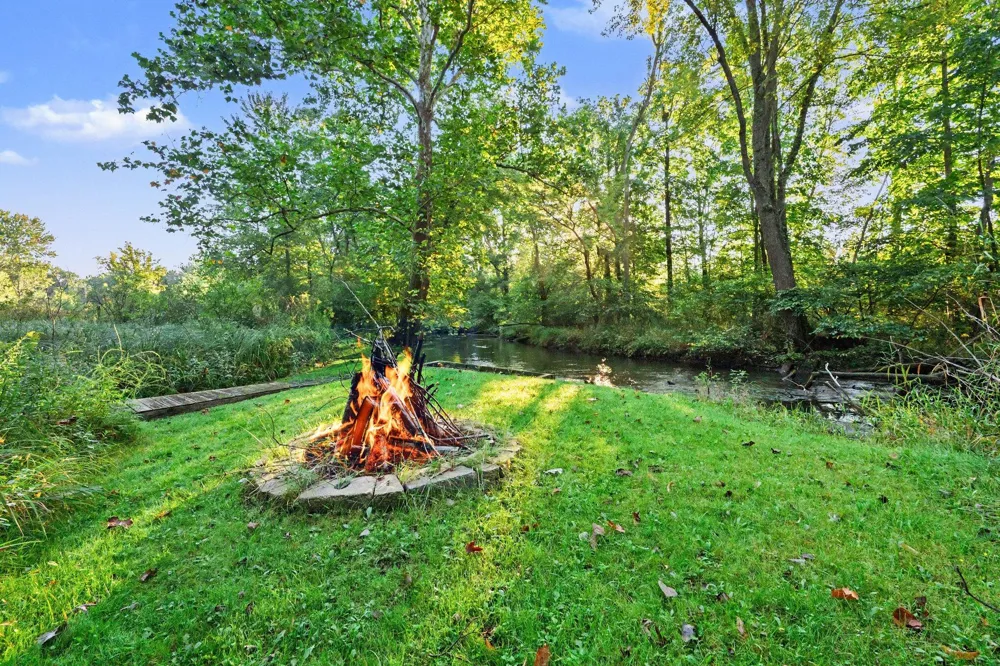 37016 64th Avenue Paw Paw, MI 49079