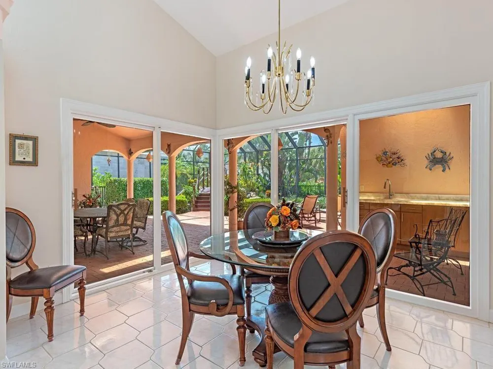 1620 3rd Street S Naples, FL 34102