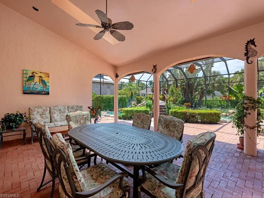 1620 3rd Street S Naples, FL 34102