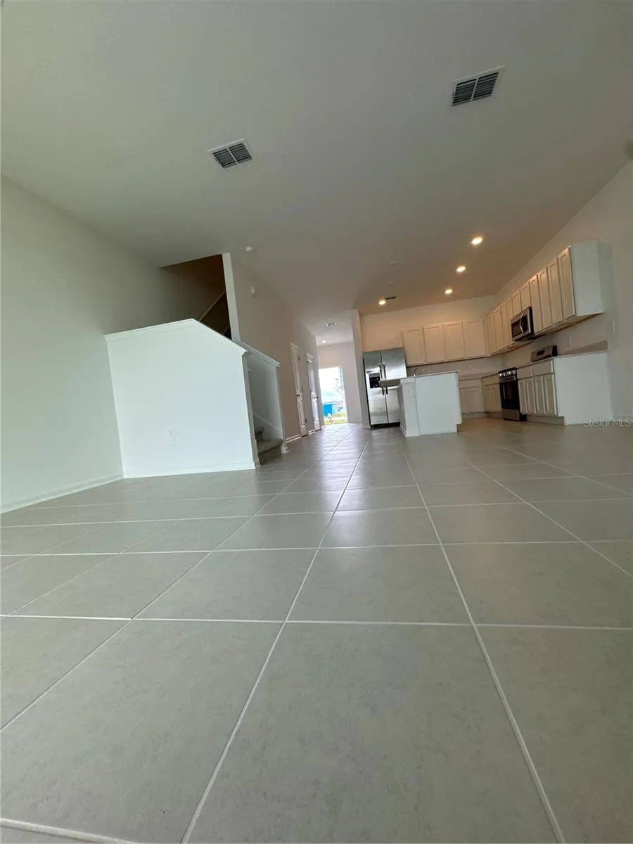 512 HART LANE Dundee, FL 33838