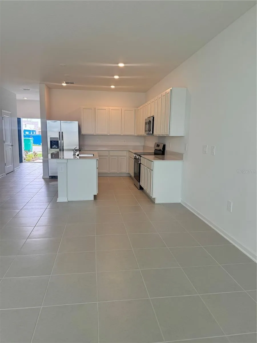 512 HART LANE Dundee, FL 33838