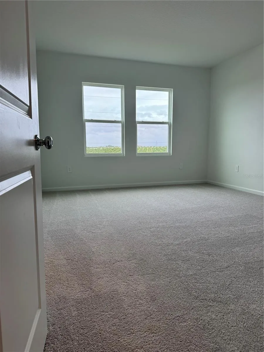 512 HART LANE Dundee, FL 33838