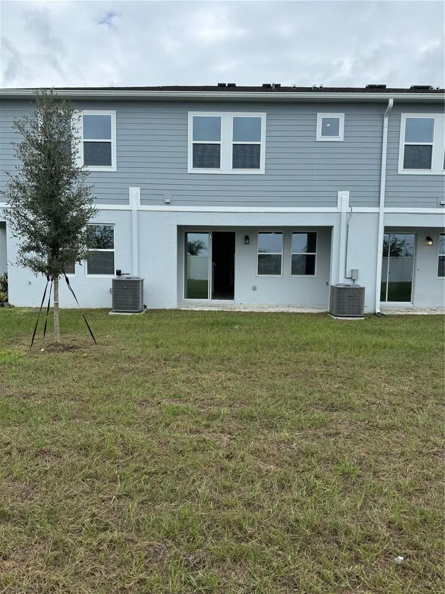 512 HART LANE Dundee, FL 33838
