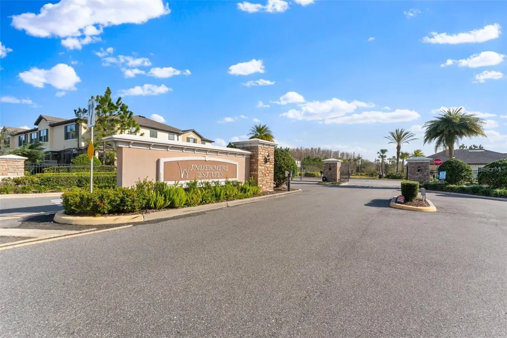 29913 SOUTHWELL LANE Wesley Chapel, FL 33543
