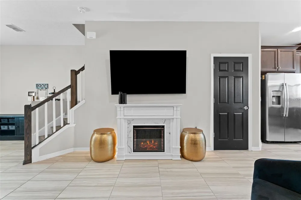 29913 SOUTHWELL LANE Wesley Chapel, FL 33543