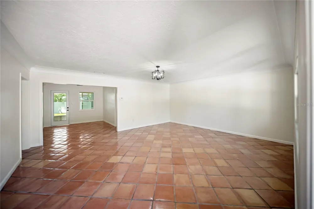 1881 ORCHID STREET Sarasota, FL 34239
