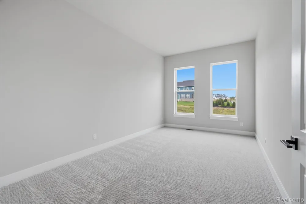 2417 Provencal Drive Commerce Charter Township, MI 48382