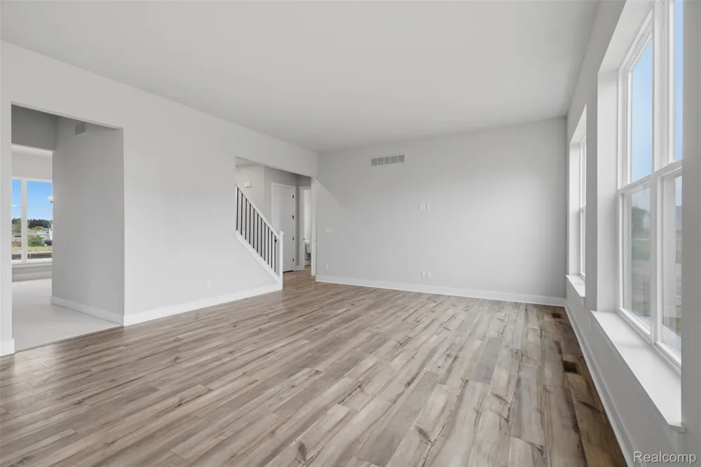 2417 Provencal Drive Commerce Charter Township, MI 48382