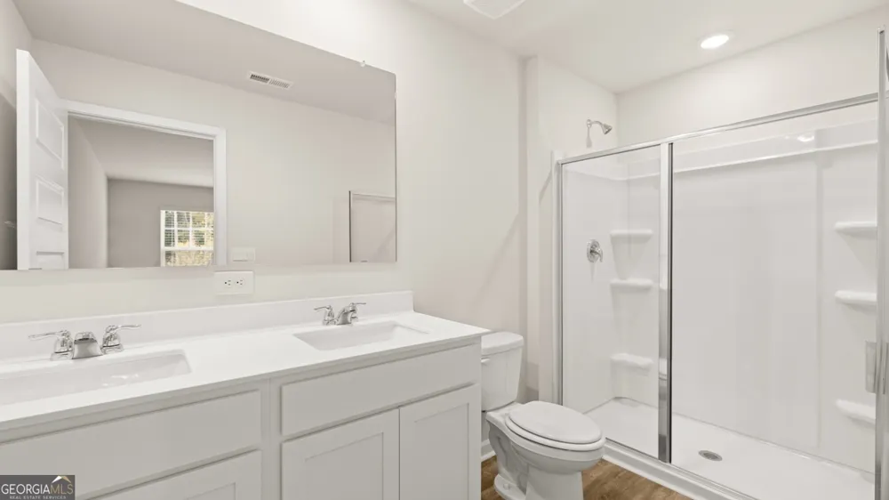 2033 Windward RD Stone Mountain, GA 30088