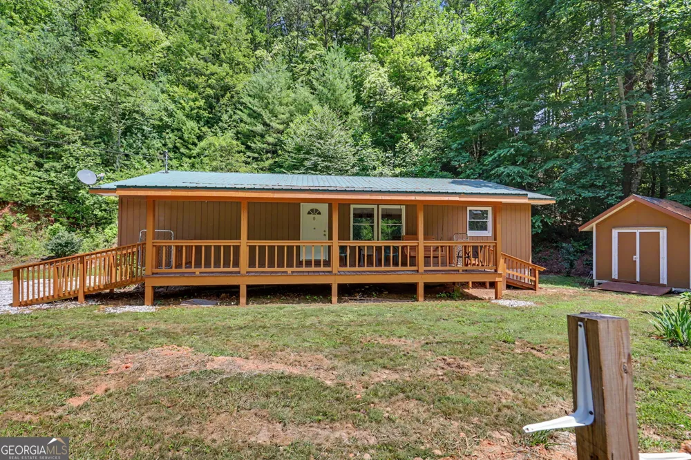 118 Cub LN Rabun Gap, GA 30568