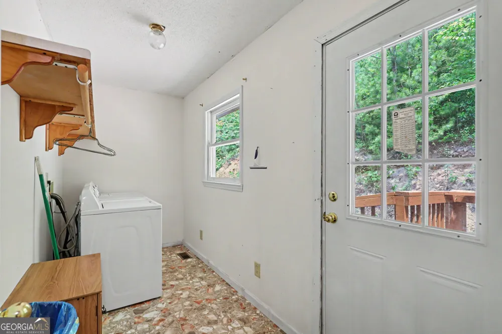 118 Cub LN Rabun Gap, GA 30568