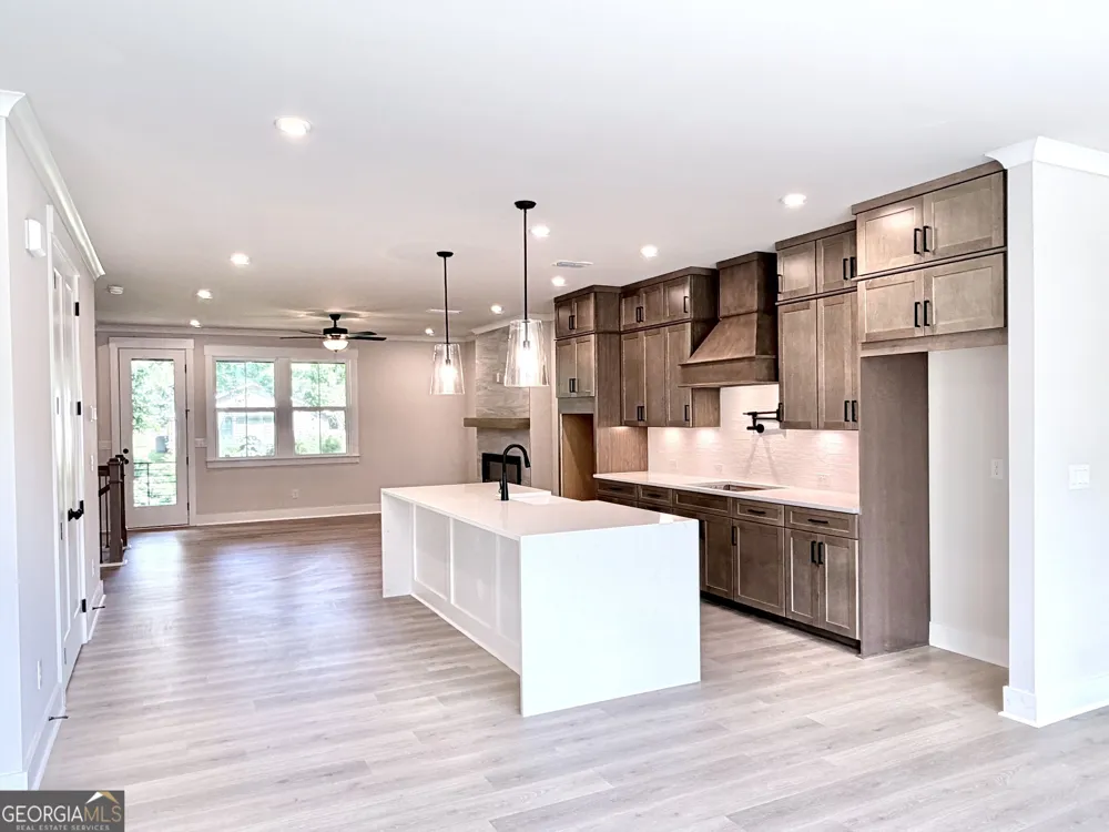 113 Bridgecrest RD Roswell, GA 30075
