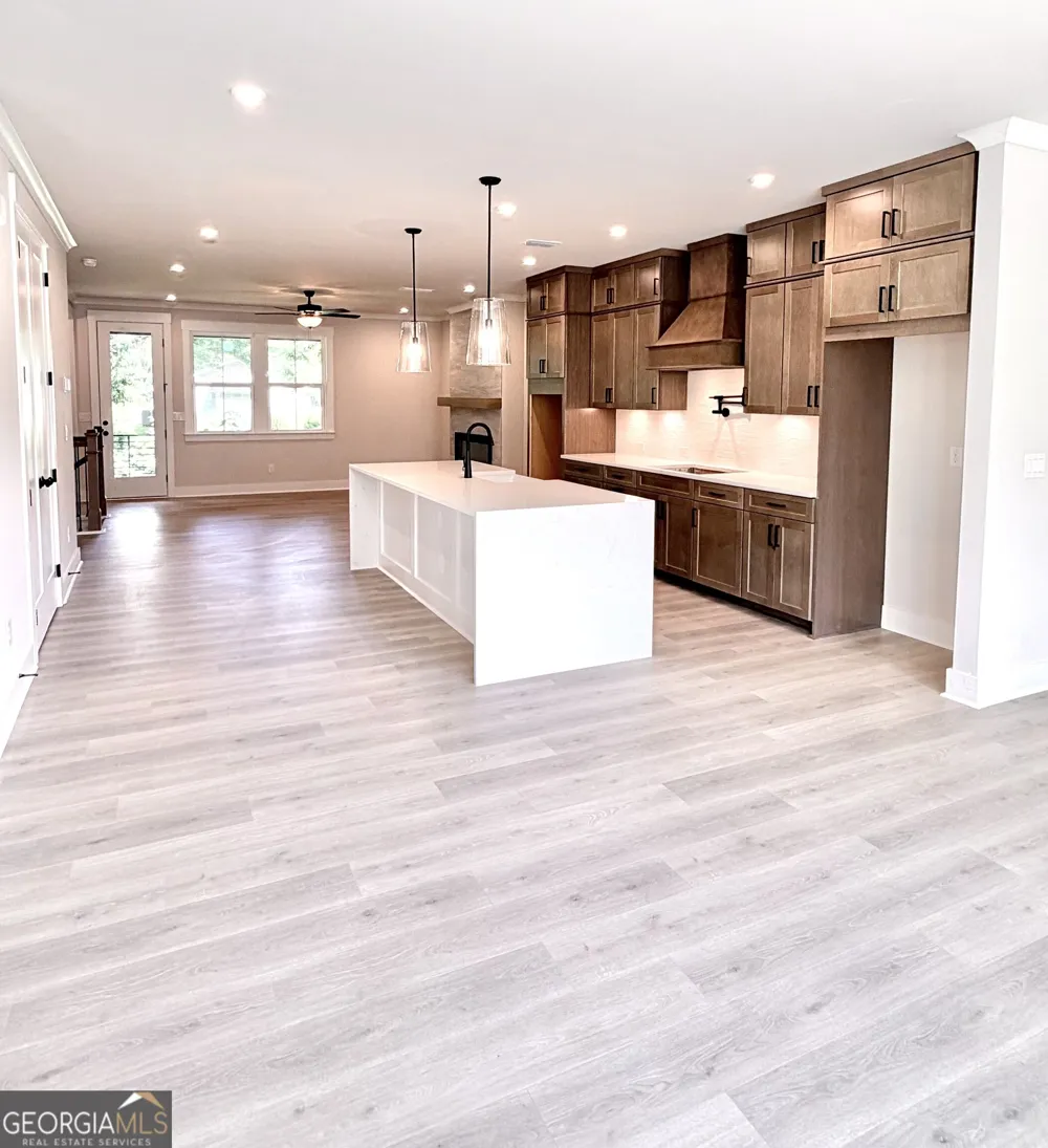 113 Bridgecrest RD Roswell, GA 30075